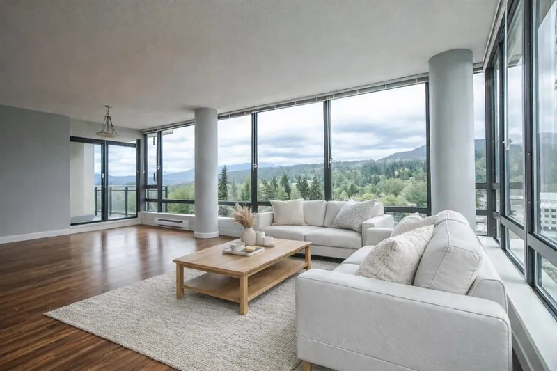 1408 110 BREW STREET - photo 2 of 12