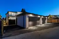 1 7061 PAULUS CRESCENT - thumbnail 28