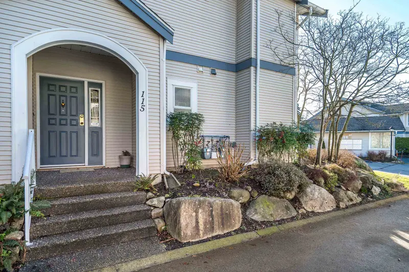 115 9072 FLEETWOOD WAY - photo 4 of 25