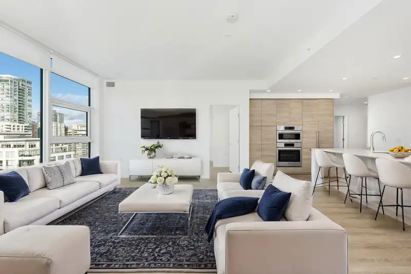 1803 680 QUAYSIDE DRIVE - photo 1 of 40