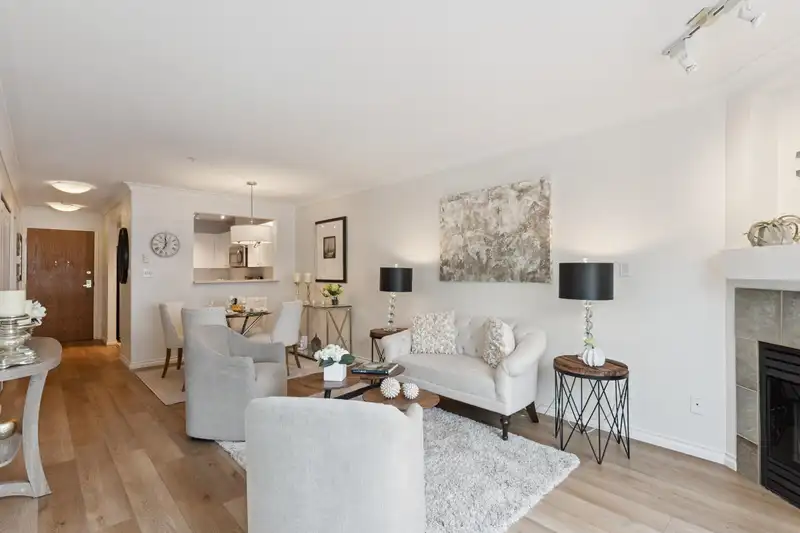 305 3590 W 26TH AVENUE - photo 4 of 15