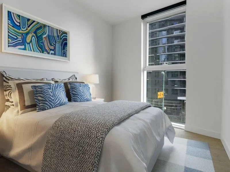 584 87 NELSON STREET - photo 3 of 25