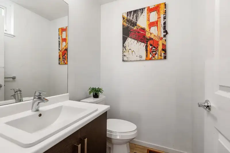25 13886 62 AVENUE - photo 4 of 24