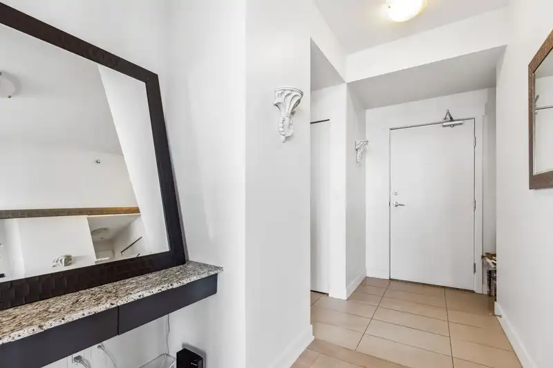 3002 7088 18TH AVENUE - photo 2 of 39