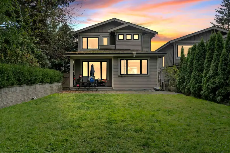854 MONTROYAL BOULEVARD - photo 2 of 37