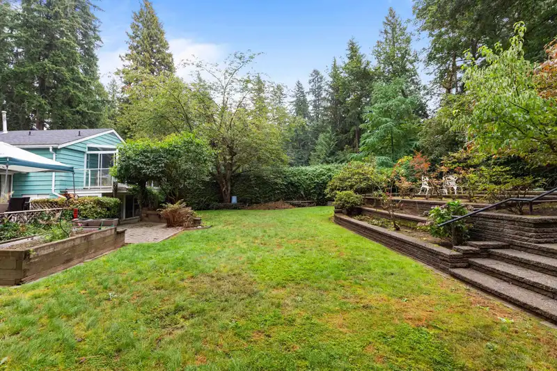21470 124TH AVENUE - photo 4 of 40