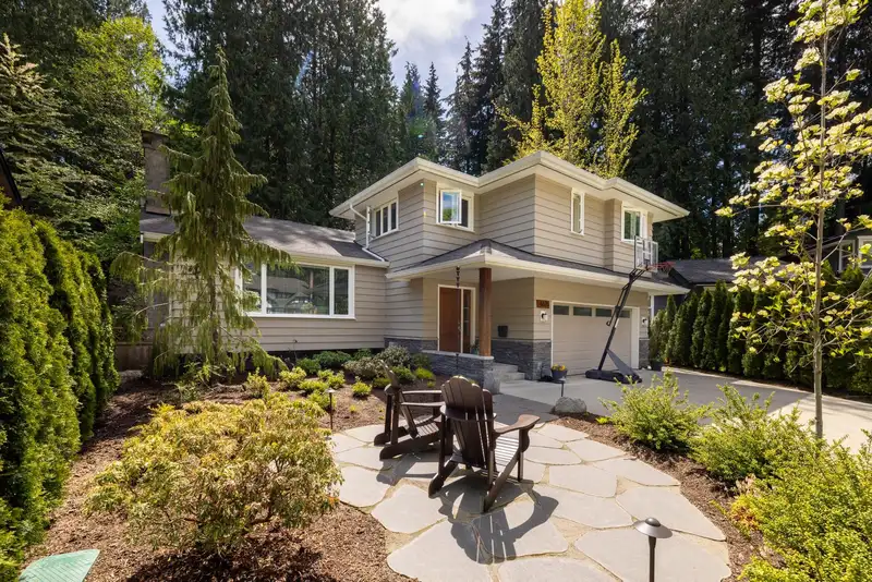 4671 UNDERWOOD PLACE - photo 2 of 40