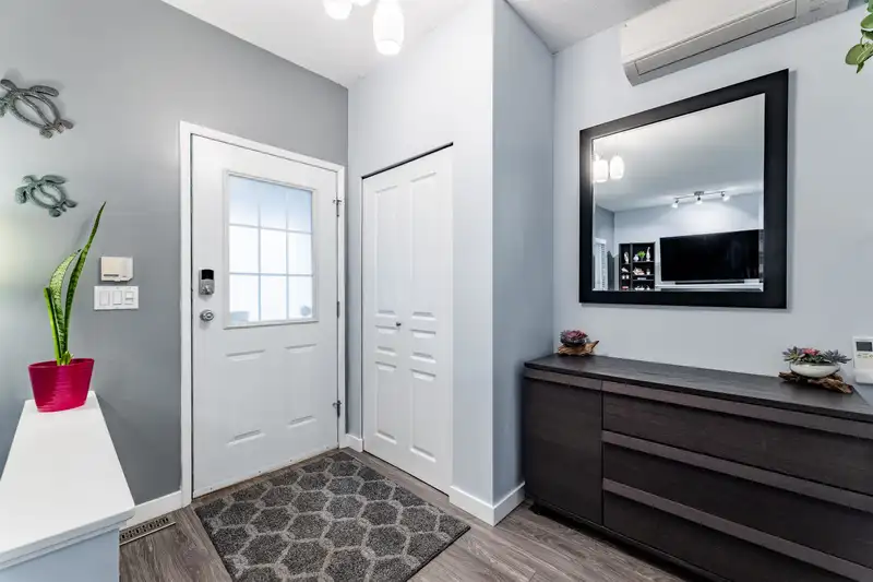 128 STAR CRESCENT - photo 4 of 30