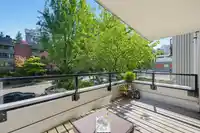 203 1330 HARWOOD STREET - thumbnail 8
