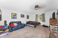 1055 163A STREET - thumbnail 16