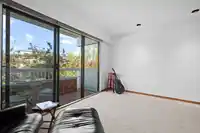 210 2450 CORNWALL AVENUE - thumbnail 24