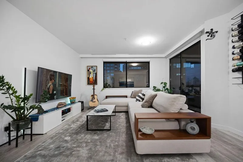 1007 1177 HORNBY STREET - photo 4 of 25