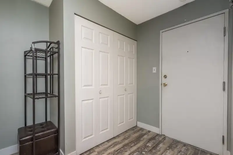 112 9952 149 STREET - photo 4 of 25