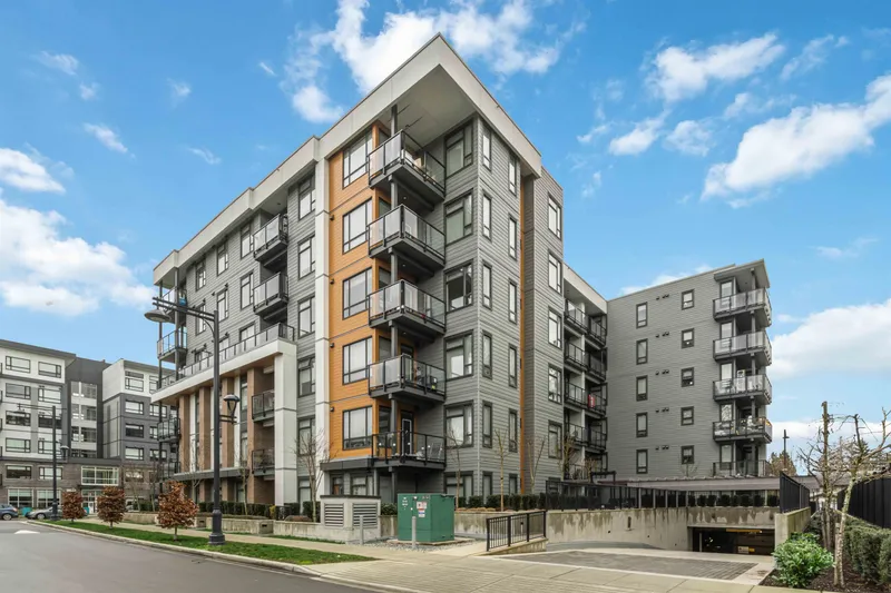 110 10778 138 STREET - photo 1 of 25