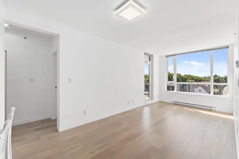 505 4028 KNIGHT STREET - photo 2 of 27