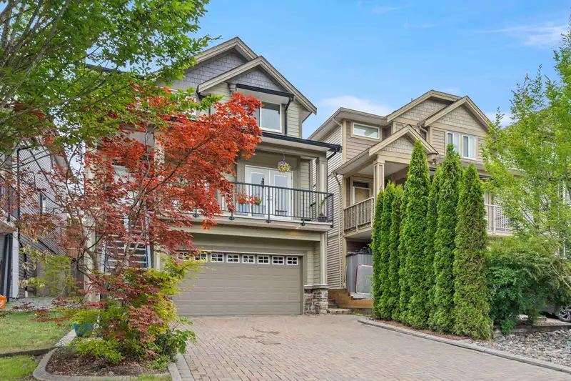 24213 103A AVENUE - photo 1 of 40