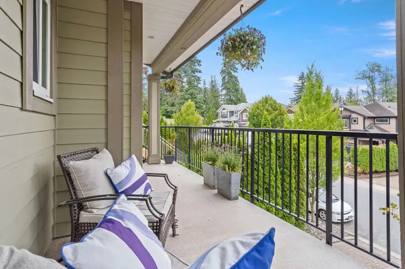 24213 103A AVENUE - photo 2 of 40