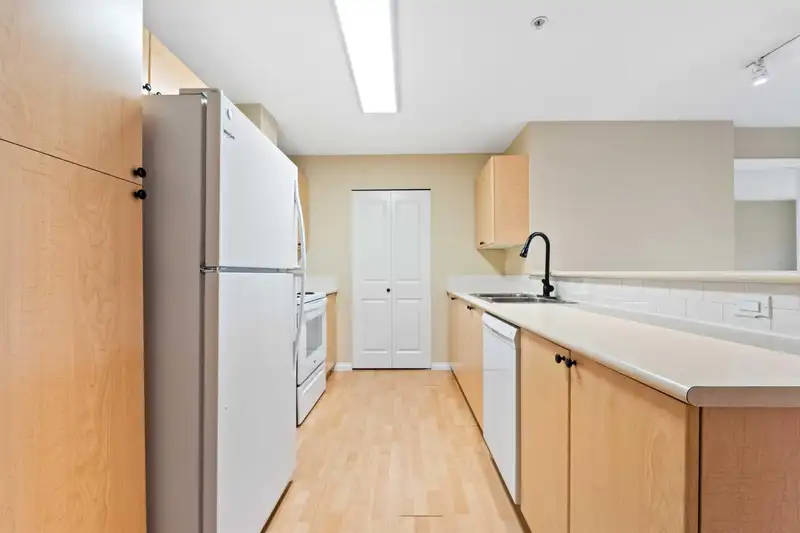 108 2151 151A STREET - photo 4 of 36