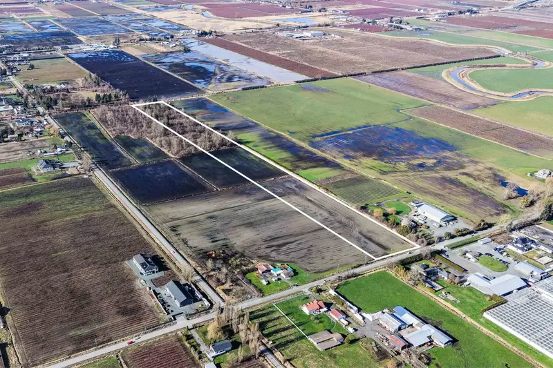 4115 184 STREET - photo 3 of 8