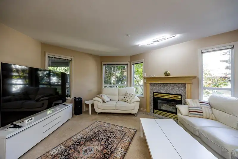 209 1150 LYNN VALLEY ROAD - photo 3 of 38