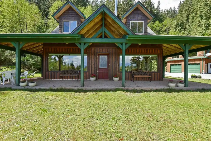 1685 STORVOLD ROAD - photo 3 of 40