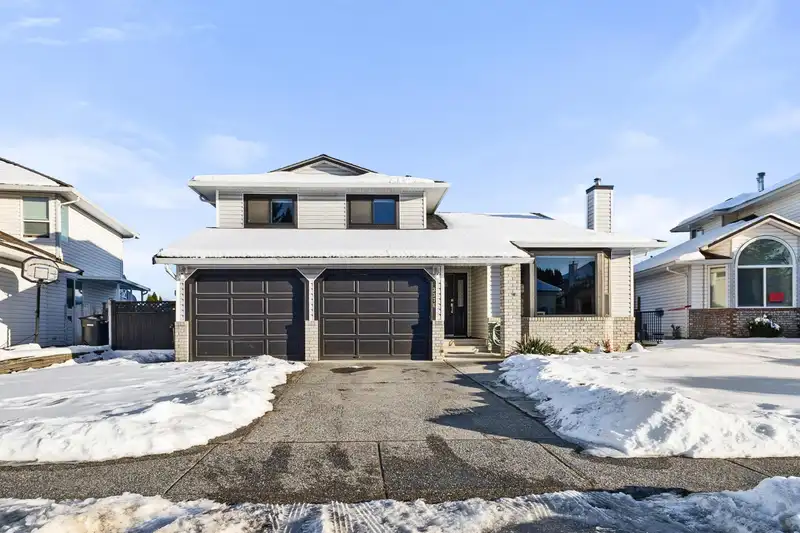 3376 ELKFORD DRIVE - photo 1 of 34