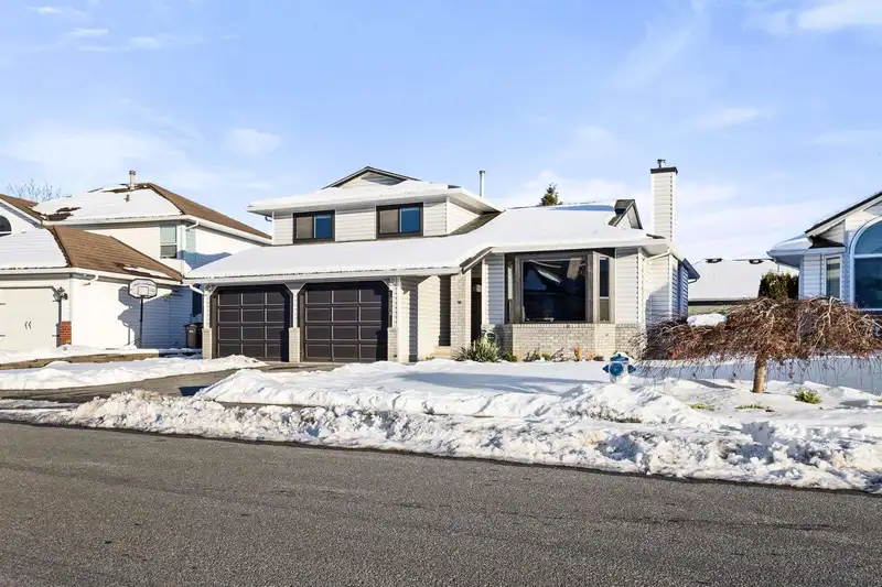 3376 ELKFORD DRIVE - photo 2 of 34