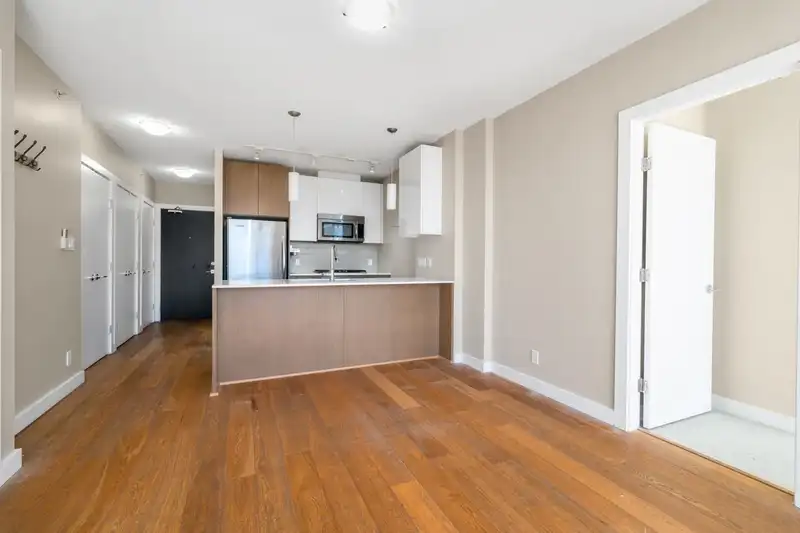 803 6951 ELMBRIDGE WAY - photo 2 of 19