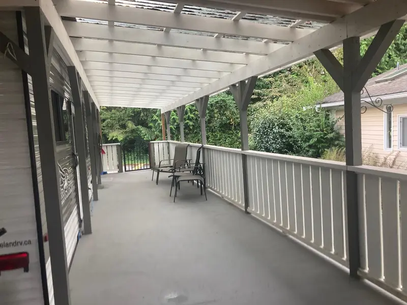 247 TOMAHAWK AVENUE - photo 4 of 25