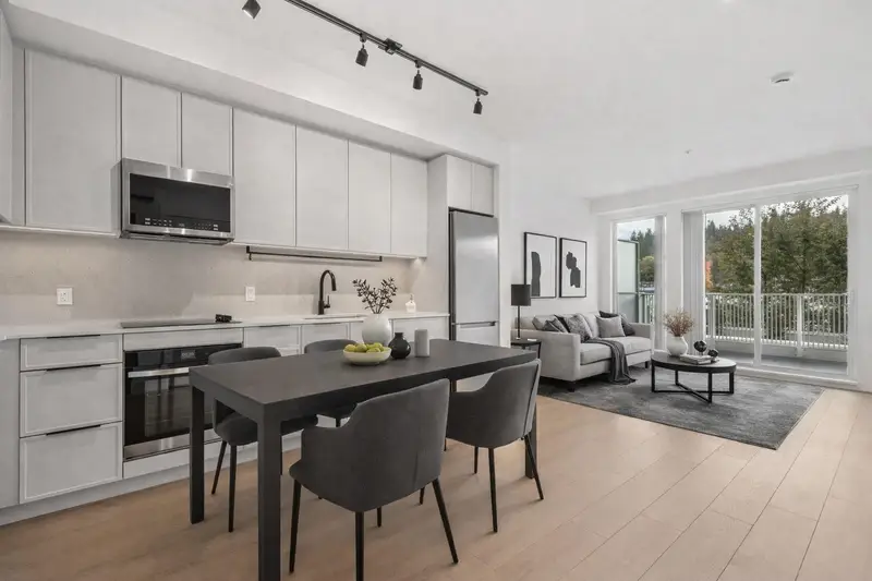 307 3075 MURRAY STREET - photo 1 of 25