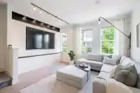 39 3399 151 STREET - thumbnail 1