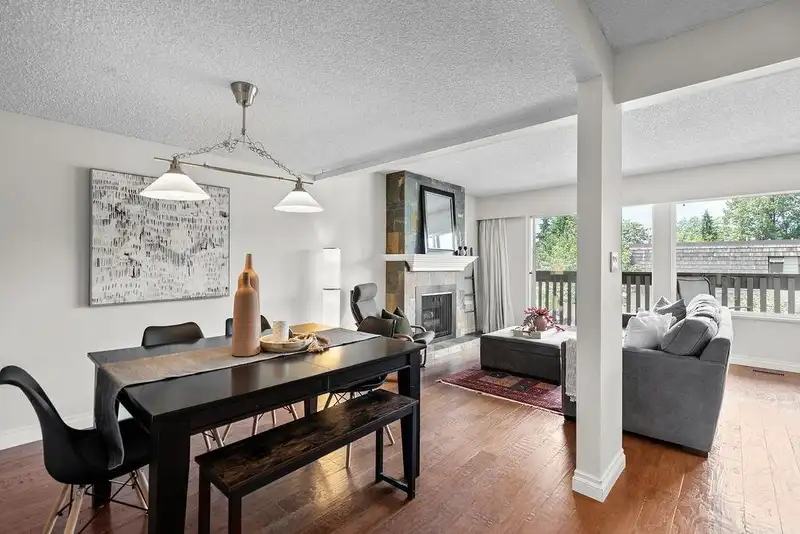 1031 OLD LILLOOET ROAD - photo 4 of 37