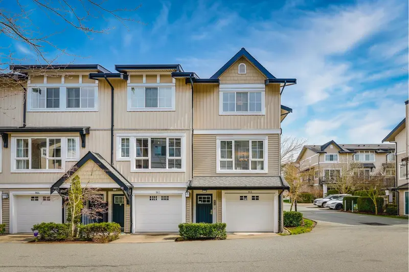 162 2450 161A STREET - photo 2 of 25