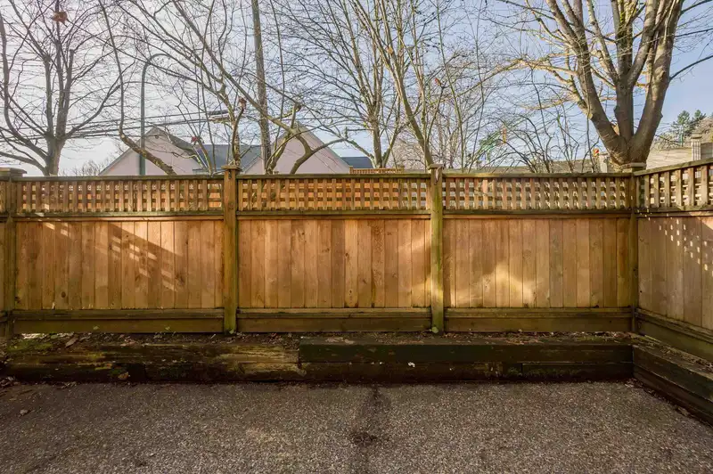 119 295 SCHOOLHOUSE STREET - photo 3 of 31