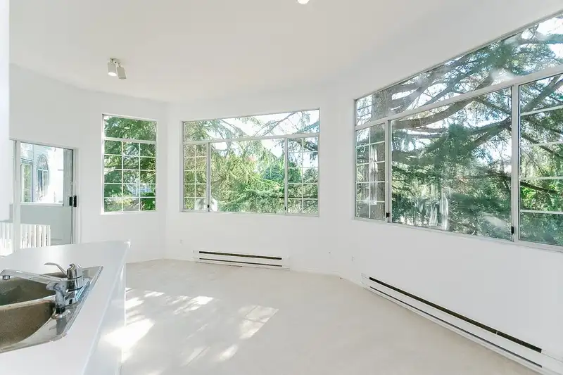 103 7680 MINORU BOULEVARD - photo 4 of 24