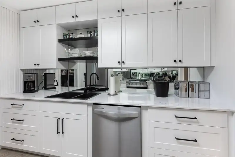 110 15875 MARINE DRIVE - photo 3 of 26