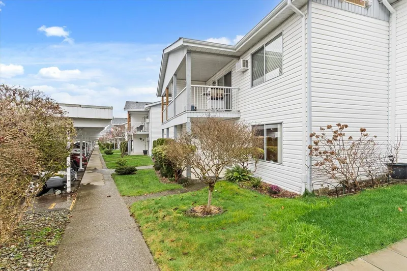 131 32691 GARIBALDI DRIVE - photo 2 of 25