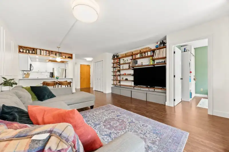 102 1045 QUAYSIDE DRIVE - photo 1 of 25