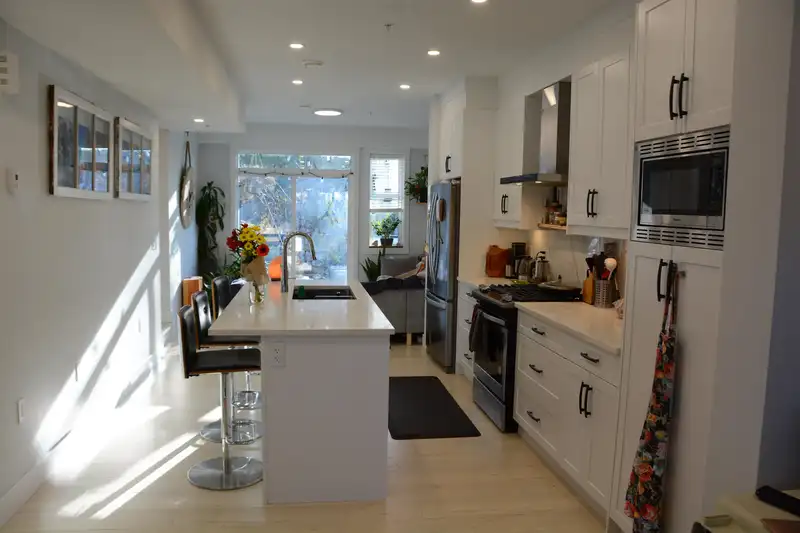 10 23622 132 AVENUE - photo 4 of 12