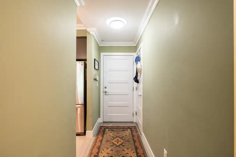 203 2349 WELCHER AVENUE - photo 4 of 40