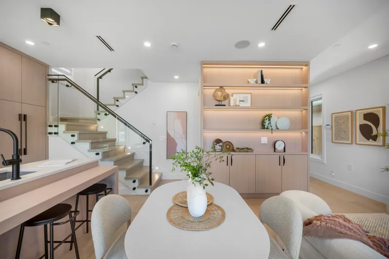 2 5033 PRINCE ALBERT STREET - photo 4 of 19