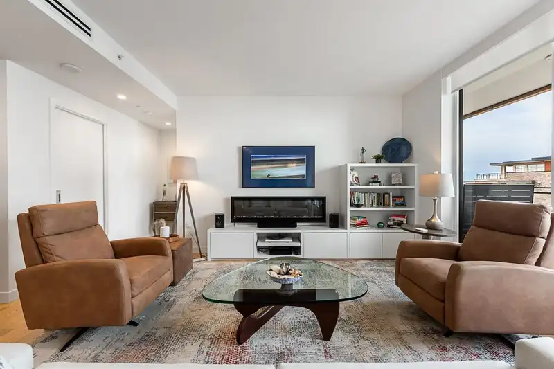 507 1439 GEORGE STREET - photo 1 of 26