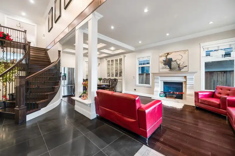 5848 FAIR WYND - photo 4 of 34