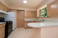 3687 COAST MERIDIAN ROAD - thumbnail 15