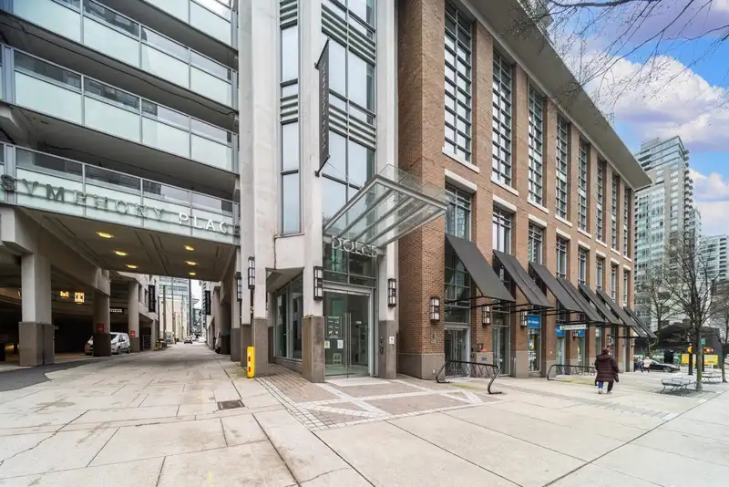 1203 535 SMITHE STREET - photo 2 of 21