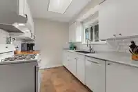 34452 YORK AVENUE - thumbnail 11