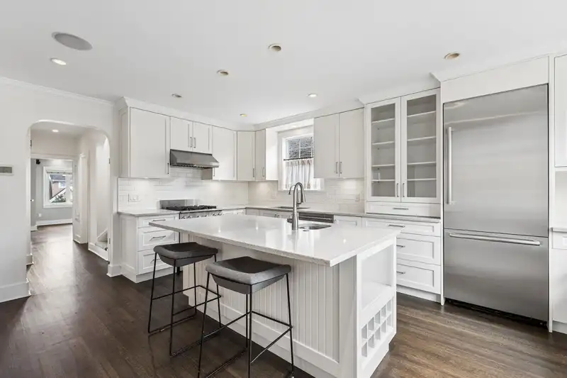 2859 W 33RD AVENUE - photo 3 of 39