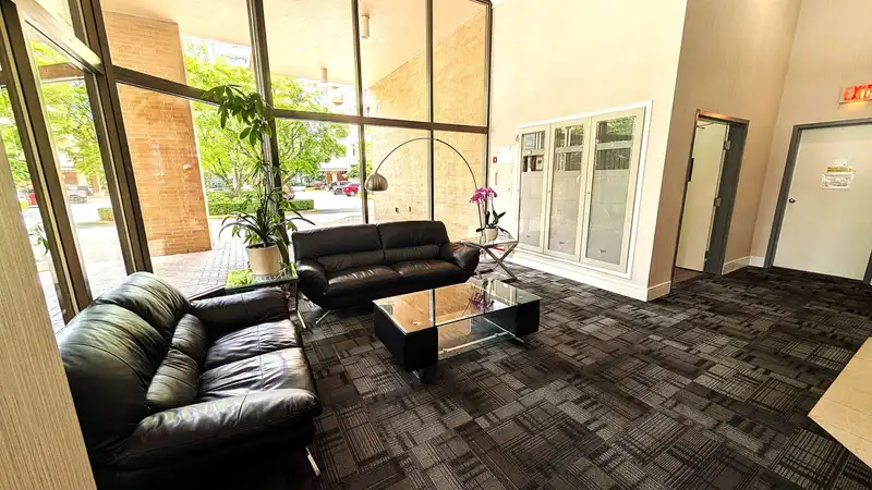 201 4689 HAZEL STREET - photo 4 of 28
