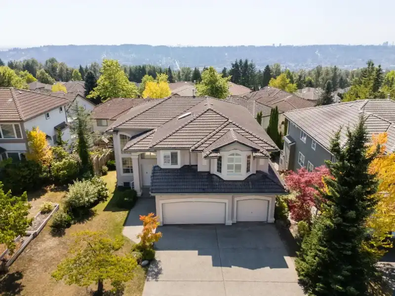 214 ASPENWOOD DRIVE - photo 1 of 40