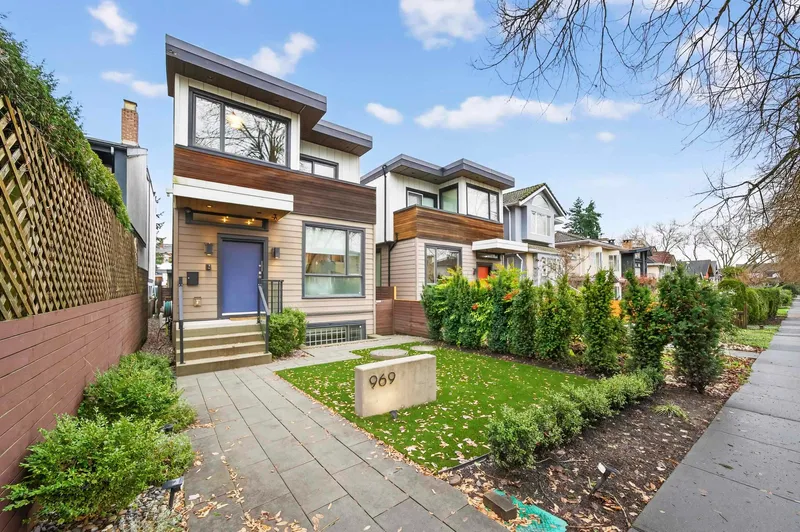 969 W 18TH AVENUE - photo 1 of 25